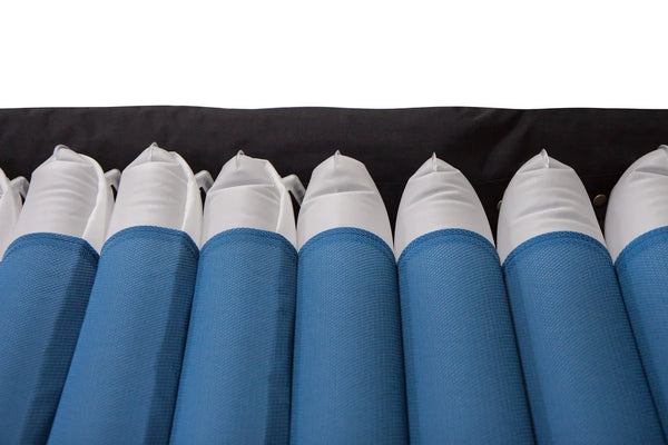 Close Up View Of The Cells For The Prius Century Gold Low Air Loss Alternating Pressure Mattress System