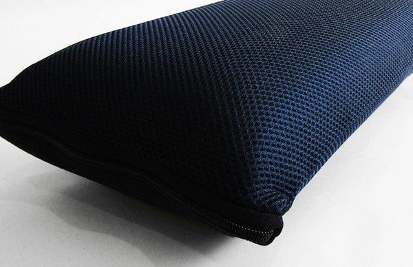 Close Up View Of The Zipper On The Eurolux Memory Restore Travel Pillow