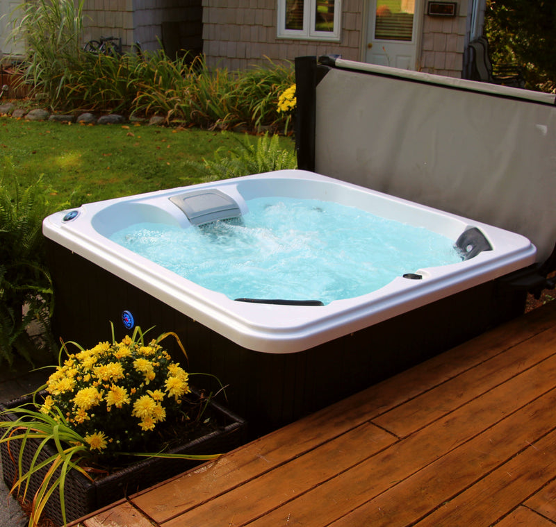 Saskatoon 4-Person Portable Hot Tub