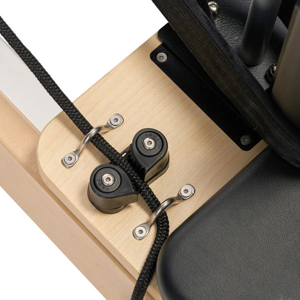 Hisooth StudioSolid 60M Pilates Reformer