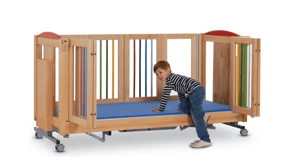 KayserBetten Ida II Bed: Semi-Electric Adjustable Safety Bed